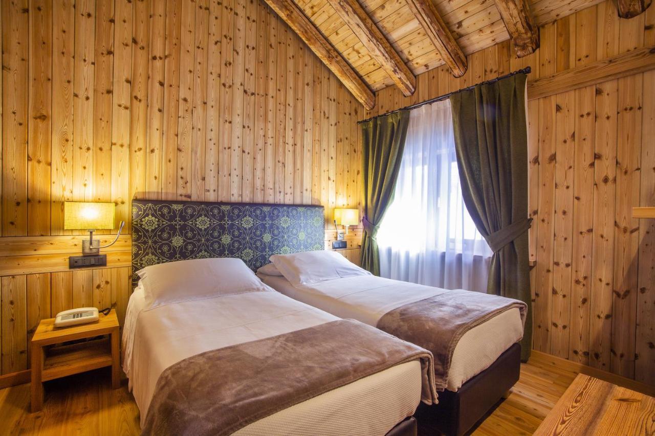 Hotel Pilier D'Angle & Wellness Courmayeur Exterior photo